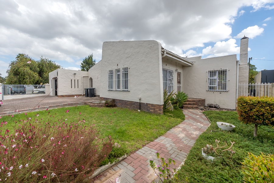 3 Bedroom Property for Sale in Zoo Park Western Cape